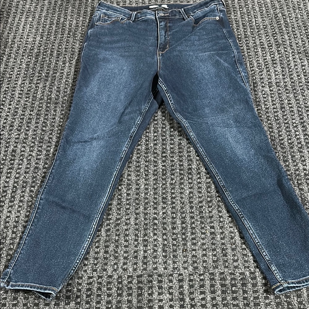Old Navy Blue Skinny Jeans with Modern Fading